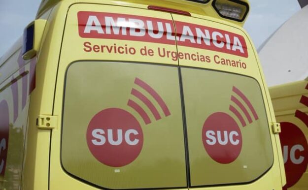 EL SUC ASISTE A UN HOMBRE HERIDO EN LA COLISIÓN DE DOS VEHÍCULOS EN ARRECIFE-LANZAROTE 9-9-26