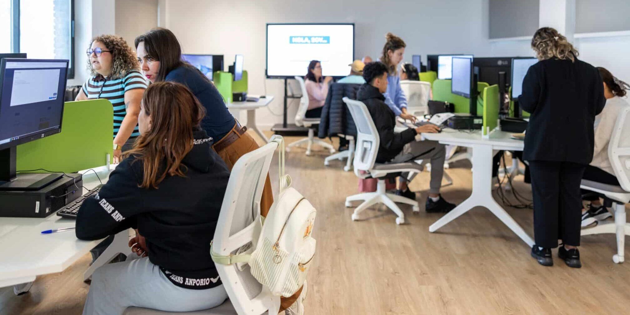 EMPLEO EN SANTA CRUZ 21-9-26