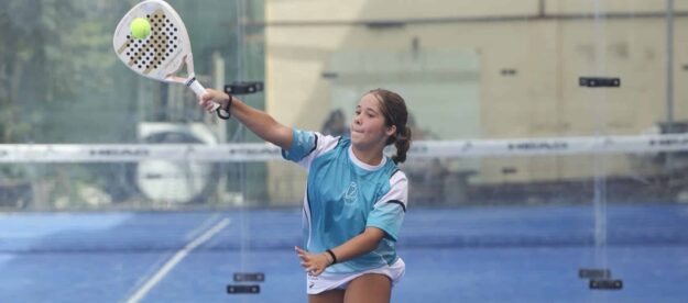 FOTO. Puerto de la Cruz reúne a un centenar de jóvenes en la lucha por los títulos autonómicos de tenis y pádel en edad escolar (3)