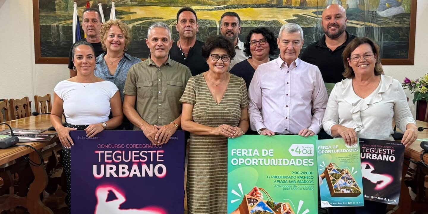 Foto familia presentación XIX Feria de Oportunidades de Tegueste y concurso Tegueste Urbano