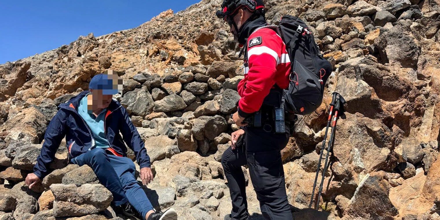 LA POLICÍA AUTONÓMICA INTERVIENE EN EL RESCATE DE UN SENDERISTA EN EL TEIDE 13-9-26