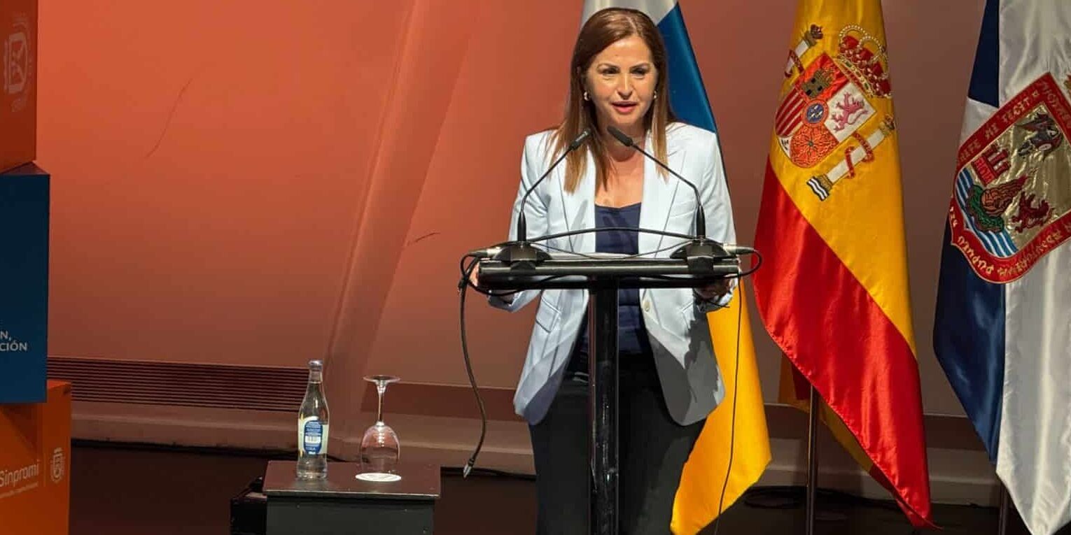 La consejera de Acción Social del Cabildo de Tenerife, Águeda Fumero, hoy, en el I Foro de Educación y Discapacidad