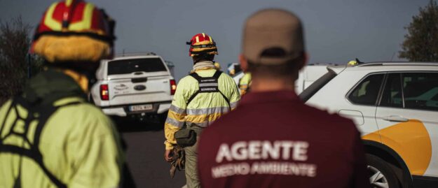 071026 Agentes de medio ambiente y emergencias durante el simulacro desarrollado en la localidad gomera de Arure