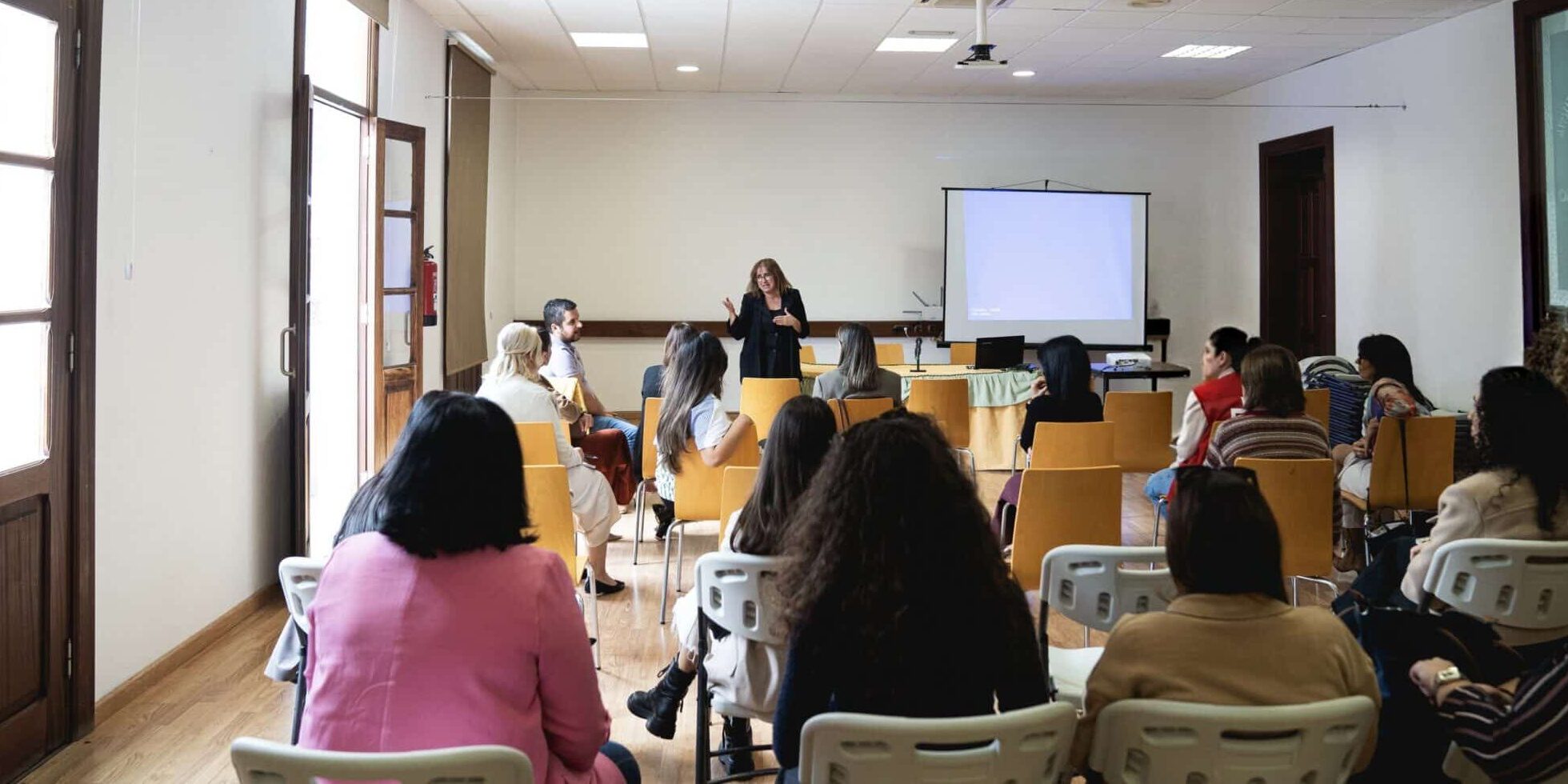 161026 Encuentro participativo con entidades sociales de la isla de La Gomera