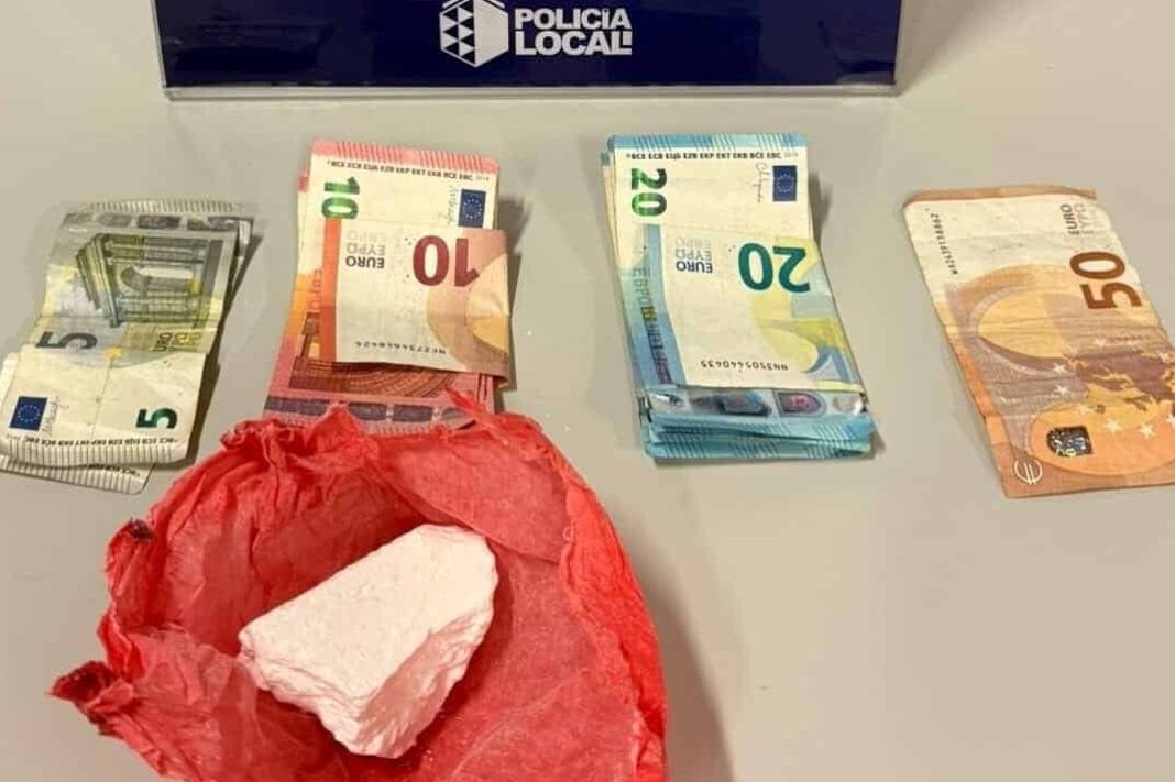 261023 Detenido Los Llanos