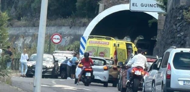 ACCIDENTE EN LA TF-42-GARACHICO 11-10-26