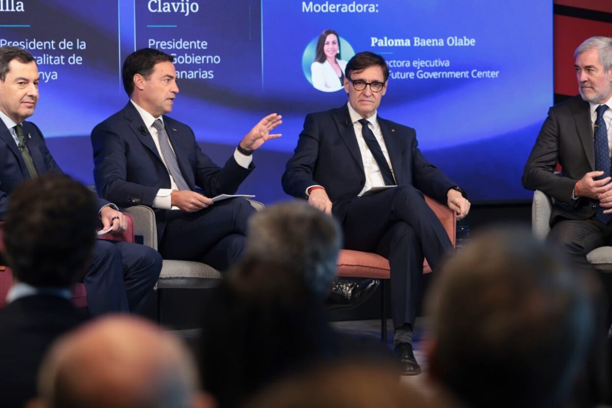 CLAVIJO DEFIENDE EN BILBAO UNA INTELIGENCIA ARTIFICIAL AL SERVICIO DE LOS CIUDADANOS Y DE LOS SERVICIOS PÚBLICOS 26-10-26
