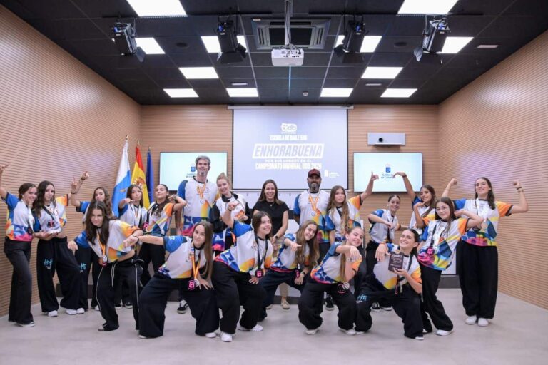 DEPORTES PONE EN VALOR LA TRAYECTORIA Y EL TRABAJO DE LA ESCUELA DE BAILE 5DB EN LA DANZA URBANA 20-10-26