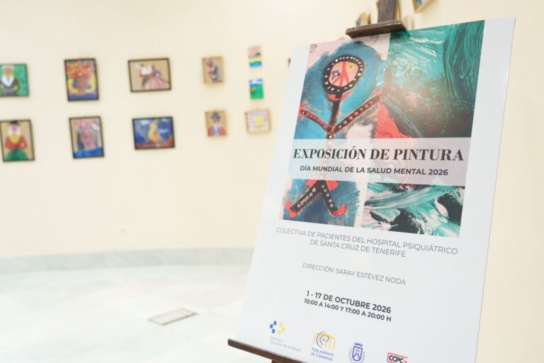 Exposición pintura pacientes Área Externa Salud Mental Parlamento2