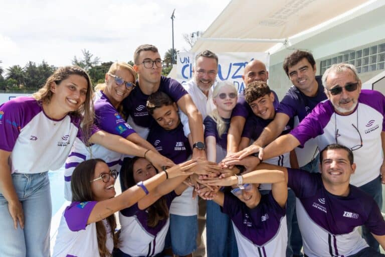 FOTO. Deportes se suma un año más al proyecto ‘Un chapuzón de oportunidades’ para acercar la natación a las personas con discapacidad (2)