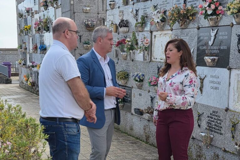 Foto recurso limpieza cementerios