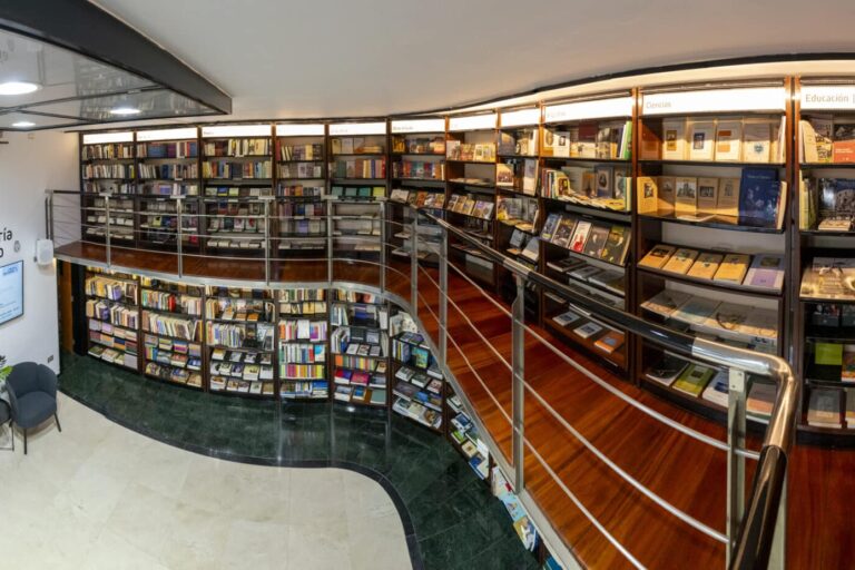 Librería Cabildo Panorámica