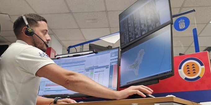 MUJER HERIDA EN LA SALIDA DE VÍA Y PRECIPITACIÓN DE UN VEHÍCULO A UN BARRANCO EN VALVERDE-EL HIERRO 20-10-26